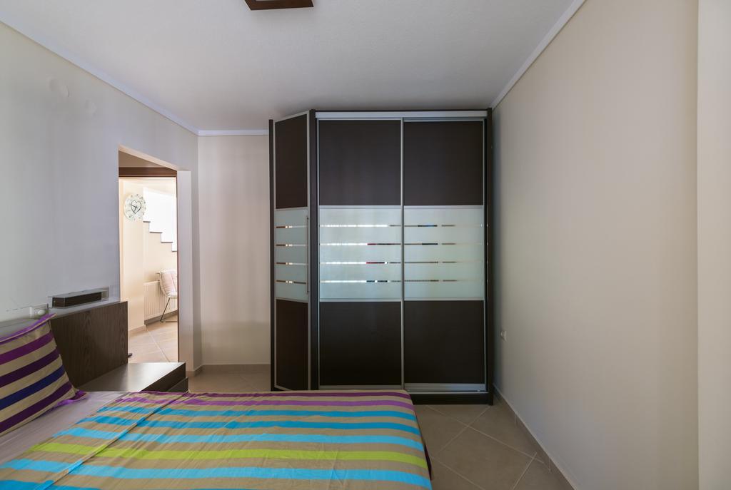 Elani Villa Dieci By Luxlikehome Siviri Quarto foto